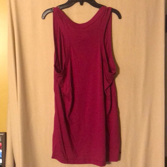 NIKE women’s SWOOSH tank top red/pink NWT - Picture 3 of 4